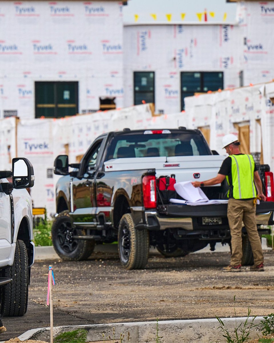 weather_guard's tweet image. Diverse fleet? Weather Guard has every vehicle covered.
Learn more: bit.ly/3LkWGjM

#WeatherGuard #fleet #upfitters #truck #van