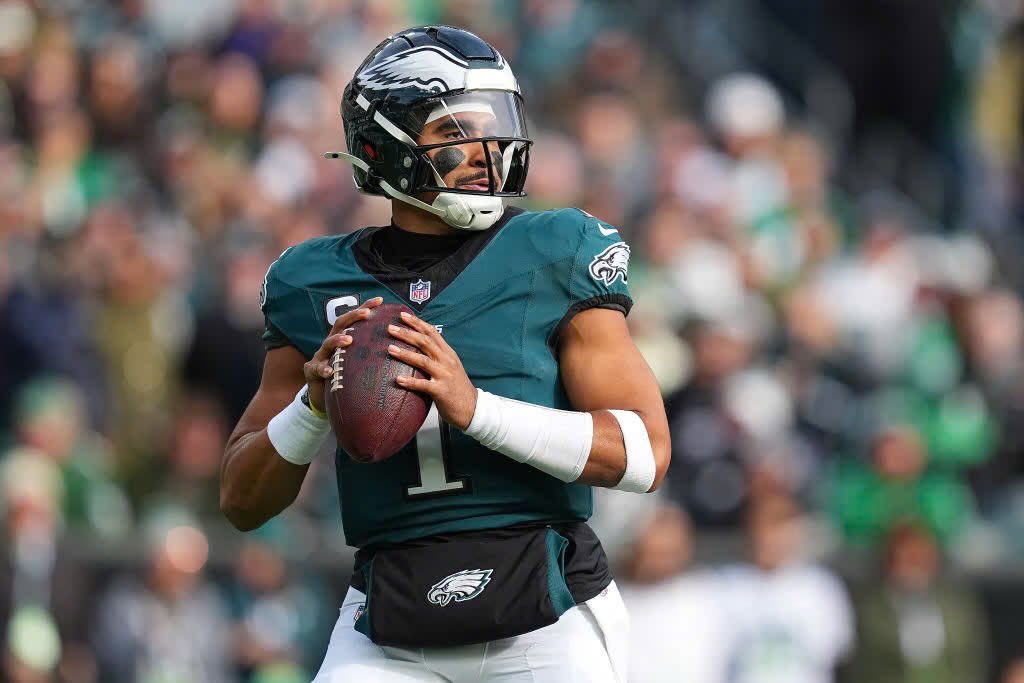 SafePicksMaster's tweet image. 3rd NFL play of Jan 11th⬇️

MY NFL PERFECT PLAY of THE DAY🫡

Jalen Hurts Under 0.5 Interception

Drop ❤️ for my 4th play 

He is Under in 13/16 games this season AND in 21/25 last games going back to last year. 

49ers allow the 2nd FEWEST Interceptions with only 6 Int in 17…