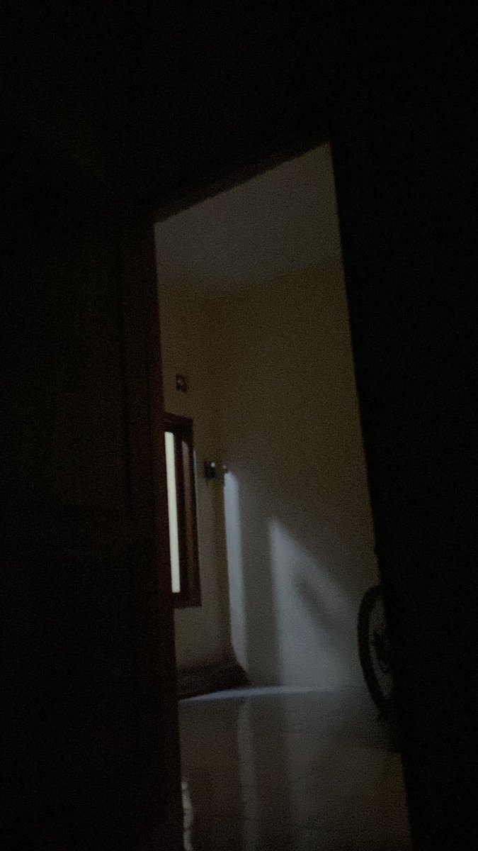 Sunyi senyap rumah kosongan gini