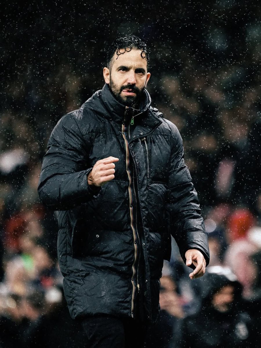 UtdBloke_'s tweet image. Sacking Amorim was not a mistake, I prefer the the back 4 to the back 3.

How sure are you that Ruben Amorim would have win Brighton?