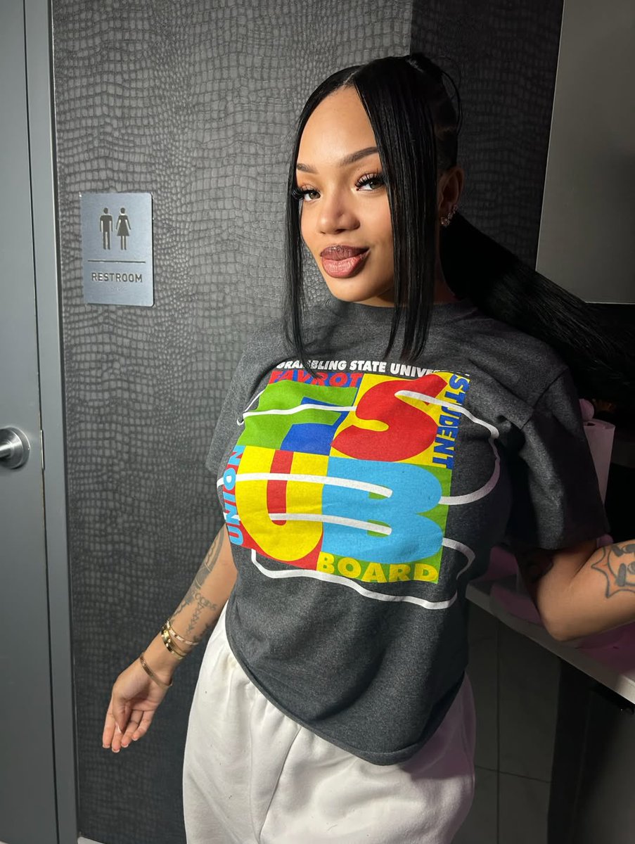 wavecheckers's tweet image. GloRilla switched up her hairstyle 👀🔥