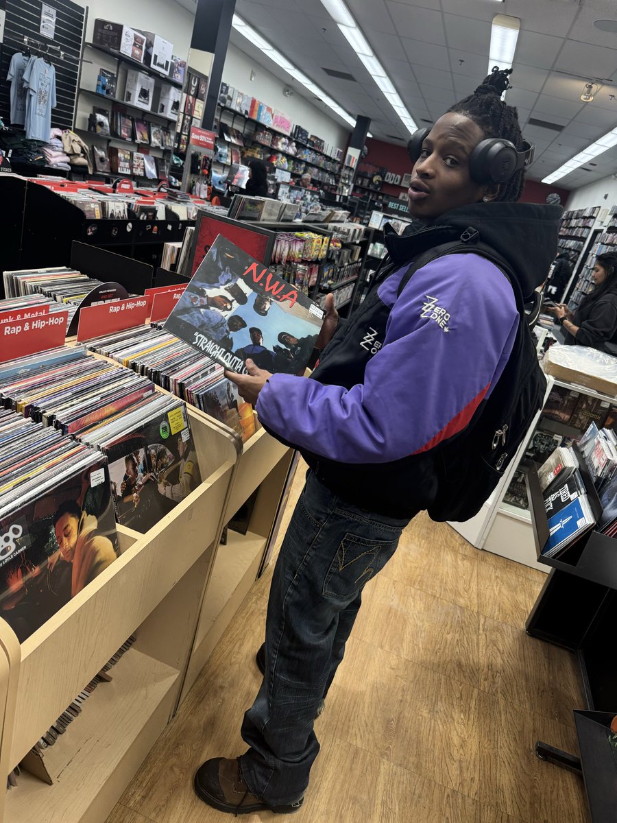 ogchristopher4's tweet image. What you listening to ATM?