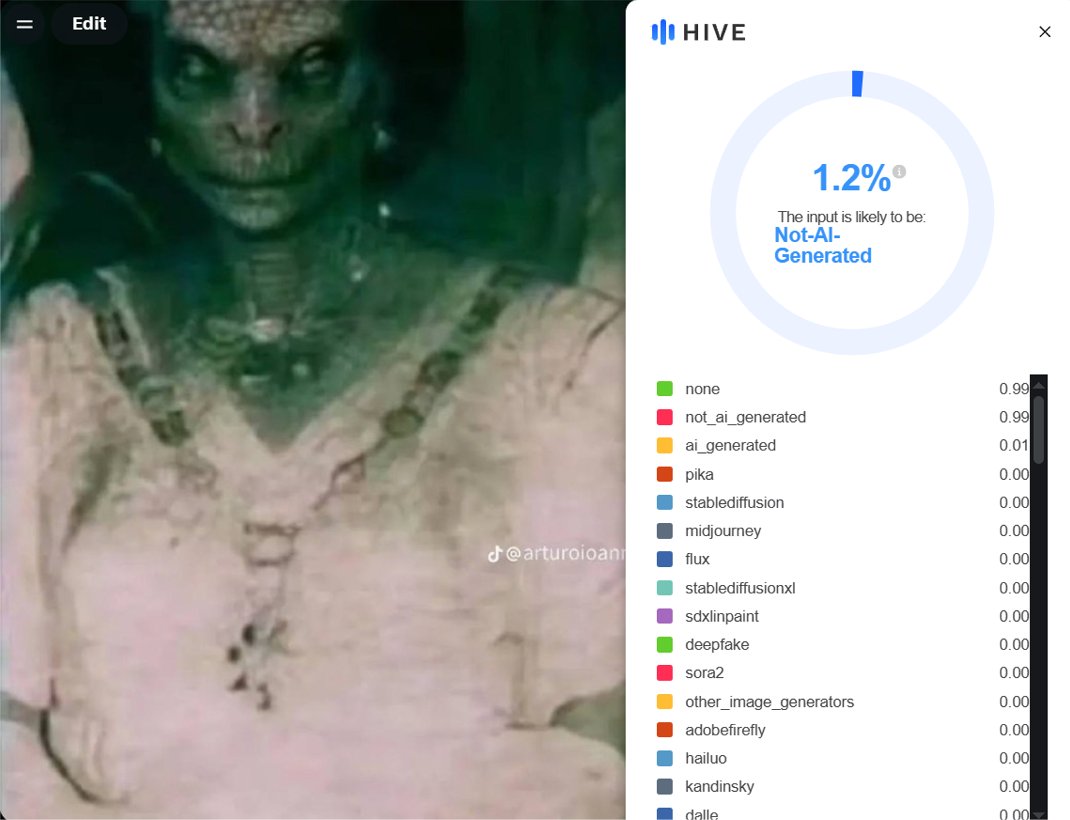 <a href="/WarNuse/">WarNuse</a> Caption on image: "Real photograph of the Queen. It was framed and displayed in one of the rooms at Buckingham Palace". HIVE AI forensics says the photo is real.
x.com/WarNuse/status…