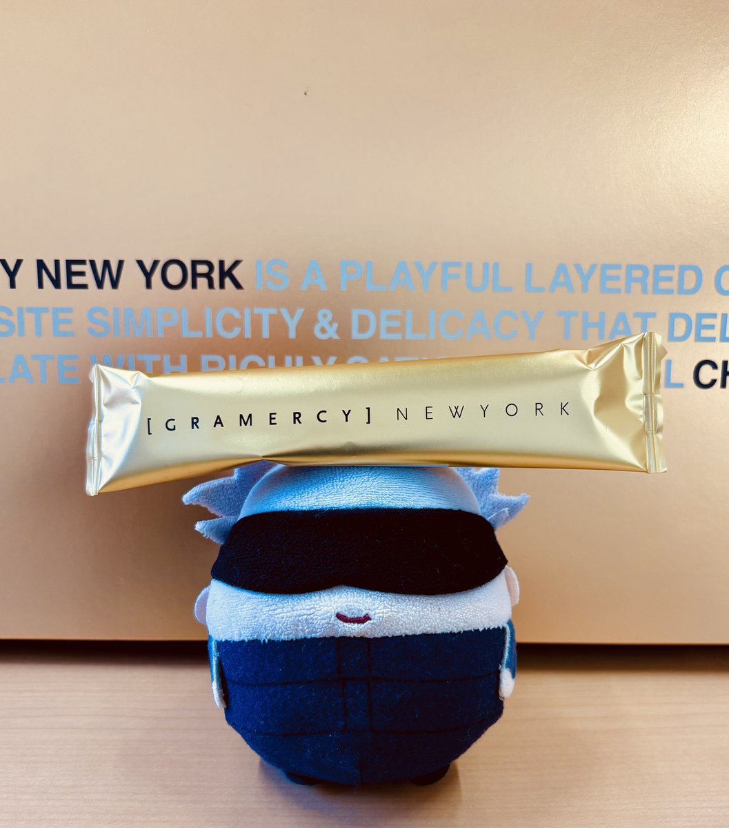 先週、すこ〜し遠いところにお仕事に行ったんだけど、すごい失礼な人がいてさあ。
僕、おバカ！おたんこなすぅ！
って、言いそうになったの。
でも言わなかった、うんと我慢したんだよ。
そしたら今日、ふわごくん頑張ったねって、ぐらまなんとかっていうお菓子もらったんだ〜✨