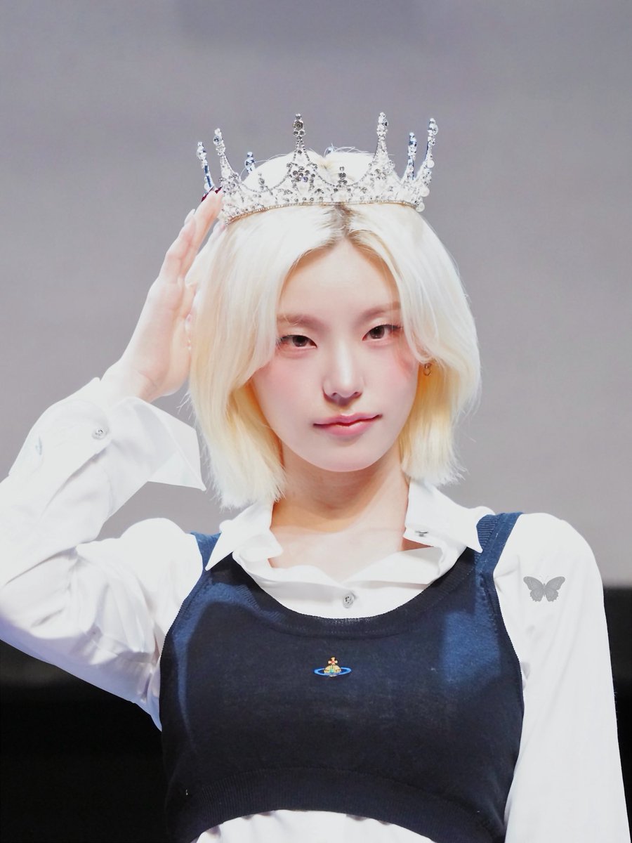 2026 0118 SW

Crown On My Head👑

#ITZY #있지 #YEJI #예지