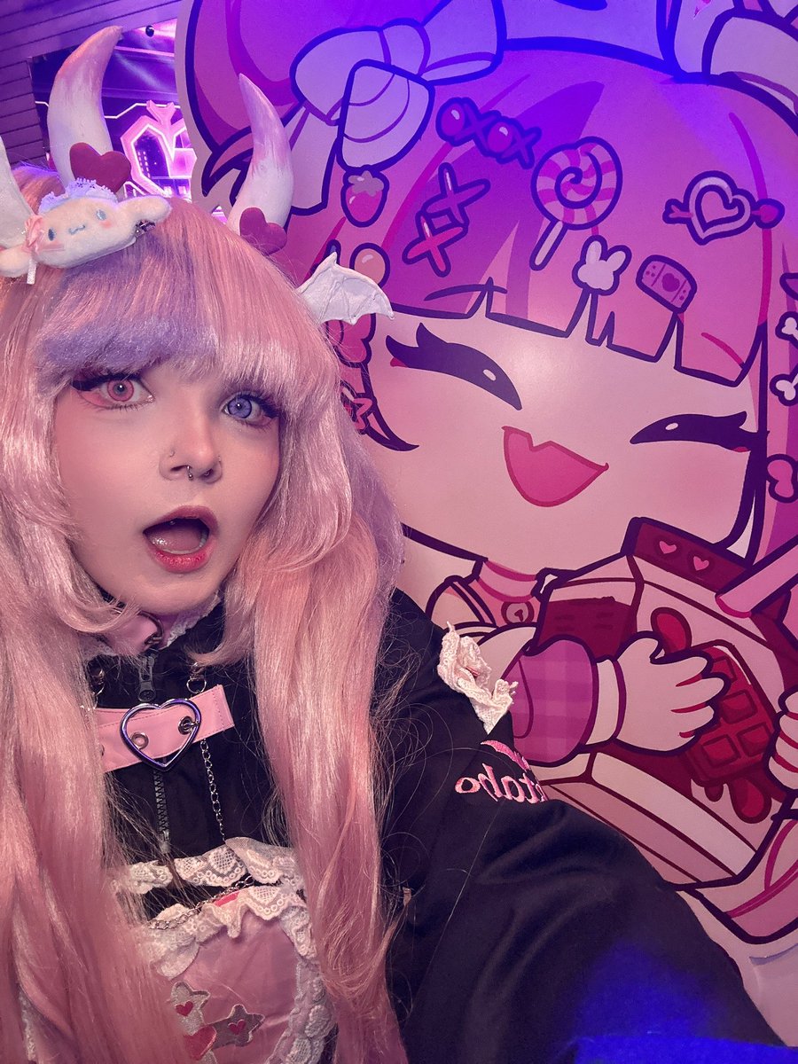 kaitlyn ♡ 🔜 Weebcon tweet media