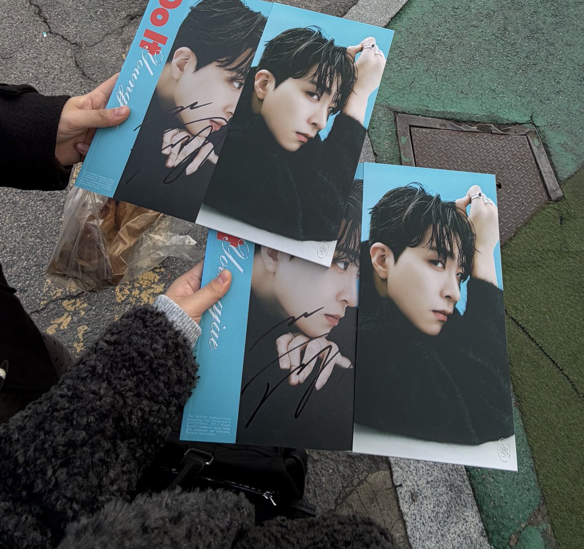 mkon39's tweet image. 갓세븐 영재님의 아버님을 자만추했어요.. 이런 행운이!!!🍀 싸인앨범도 주셨어요 좋은 추억 쌓았슴니다