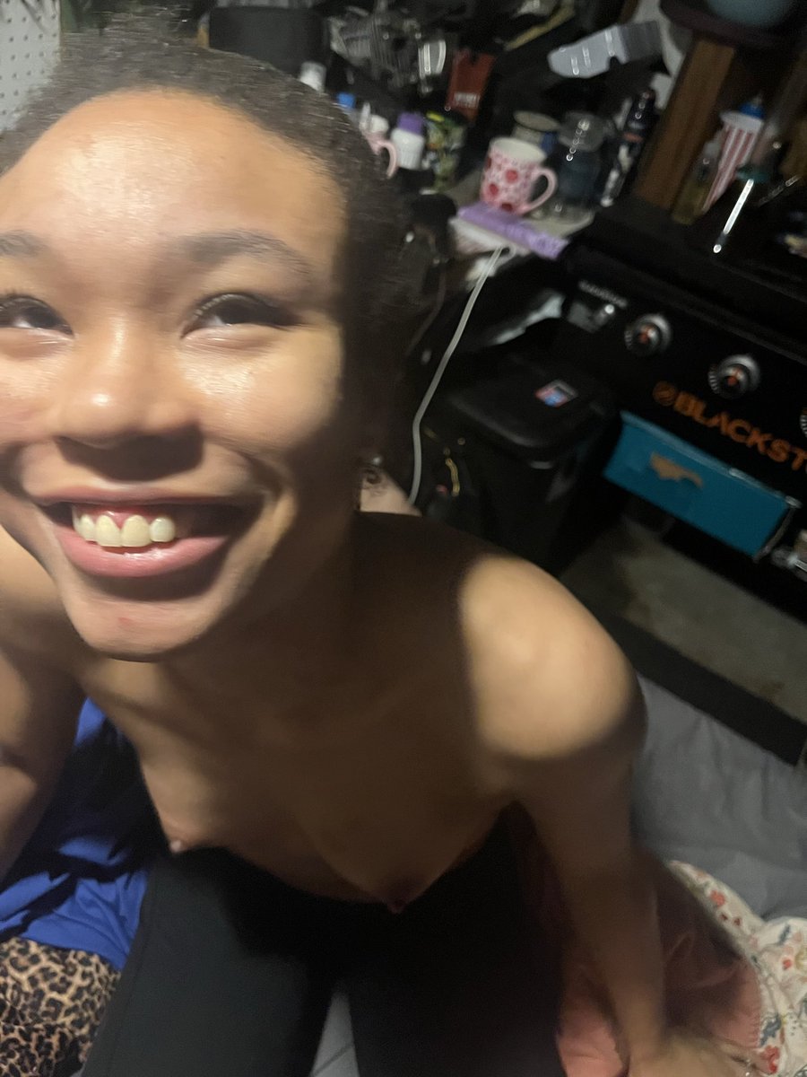 blasianbbg44's tweet photo. Before and after the facial https://t.co/neoPHiFavl