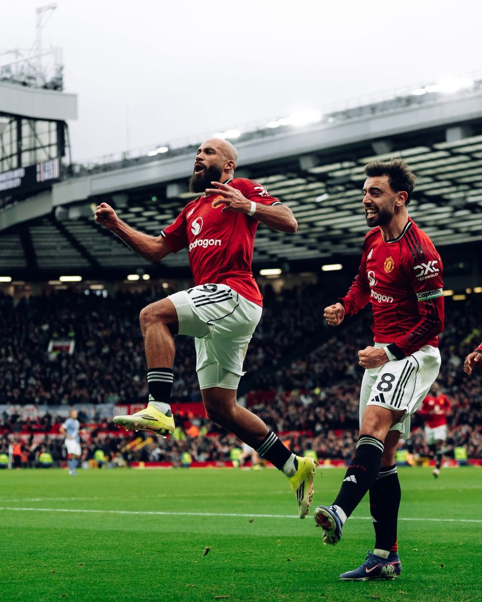 Solo paso a recordarte

Que siempre

Pero siempre

Pero siempre

MANCHESTER IS RED!!! 🔴🔴🔴🔴