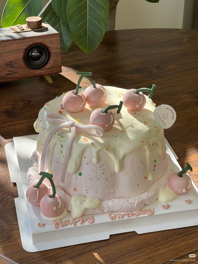 Happy (late) birthdayyy adik cantiik!!!! Semoga kamu sehat dan bahagiaa selalu yaaaa dan dipenuhi banyak cintaaa💚💚💚💚 <a href="/usernotfwn/">Nadin</a>