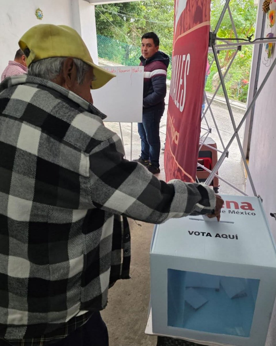 En la SECCIÓN 1563 de Gutiérrez Zamora, Veracruz ya tenemos Comité Seccional del <a href="/PartidoMorenaMx/">Morena</a>.

• PRESIDENTA: Daniela Rodríguez García.
• SECRETARIO: Santiago Rodríguez.
 
¡¡Gracias a todos!! Juntos seguimos construyendo #ComitésMORENA en todo el país.