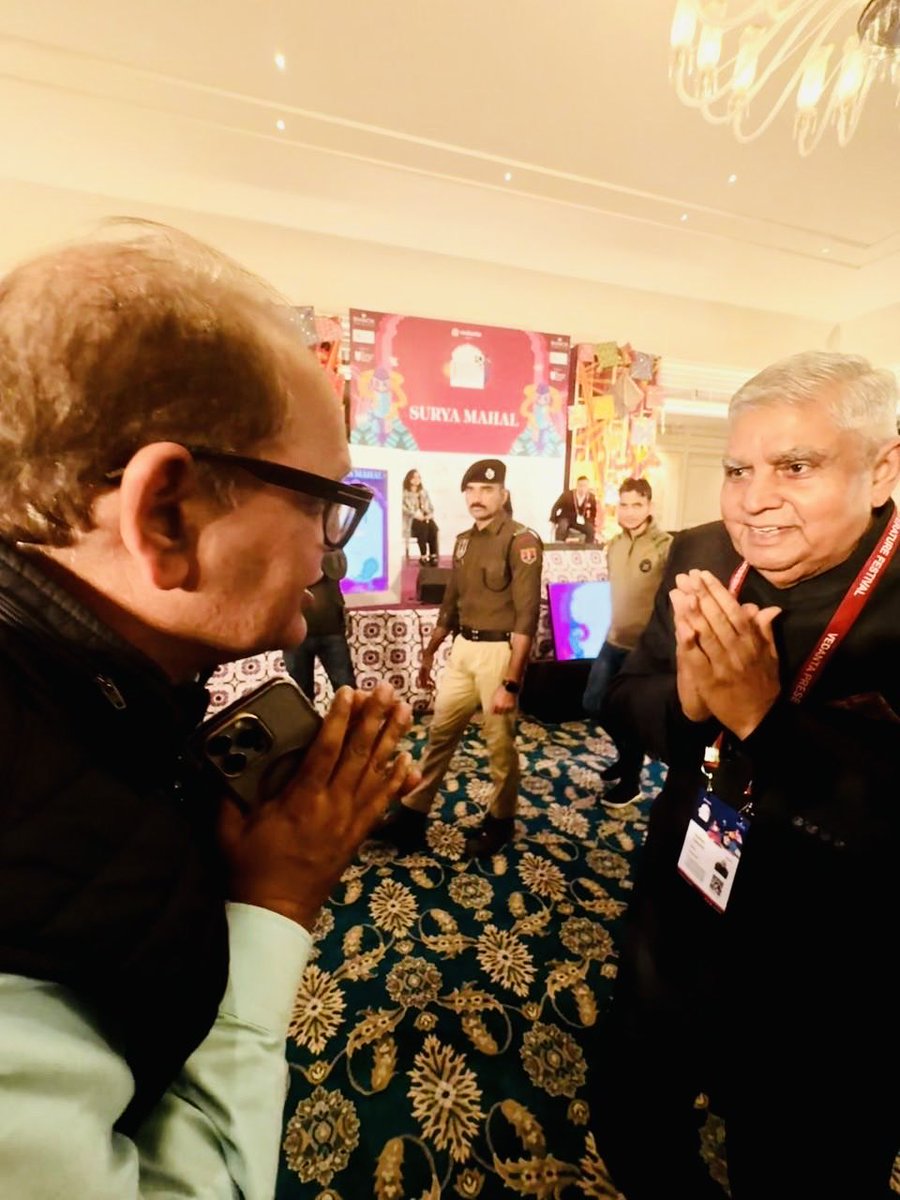 Manishdharnia's tweet photo. Had a cordial interaction with the former Vice President of India, Hon’ble Shri Jagdeep Dhankhar ji, in Jaipur @JDhankharFVPI
#JagdeepDhankhar
#FormerVicePresident
#PublicLife https://t.co/mrmNqYm6VY