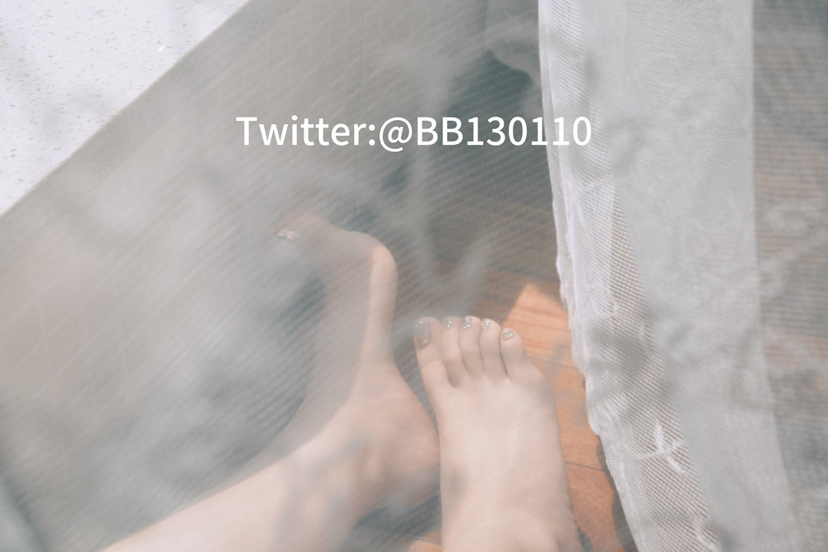 BB130110's tweet photo. 劳烦挂念，一切安好如常。

📷。

@wqganenshi_ 
@Fengsiyuan 
@tbzt2024 

#恋足 #女王  #男m  #女S #原味 #sm #舔脚 #舔足 #女主 #虐恋 #夫妻主 #情侣主 #夫妻奴 #情侣奴 #绿帽奴 https://t.co/icNvdO78uq