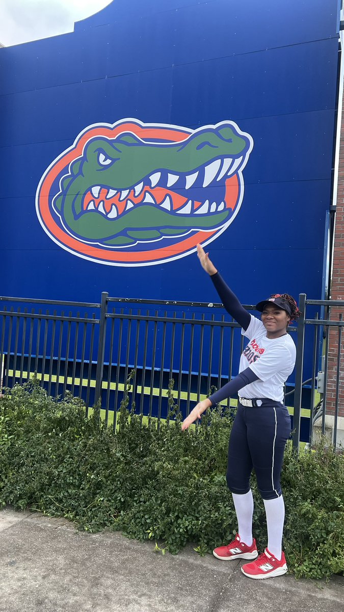 Had a great time at <a href="/GatorsSB/">Gators Softball</a> Camp! Thank you so much coach <a href="/Coach_AT/">Aric Thomas</a> for the invite!

<a href="/louis_chaos/">St. Louis Chaos 16U National Perone/Beatty</a> 
<a href="/_TimWalton/">Tim Walton</a> 
<a href="/FranEnea10/">Francesca Enea</a> 
<a href="/svanbrak/">Stephanie VanBrakle Prothro 🥋</a>