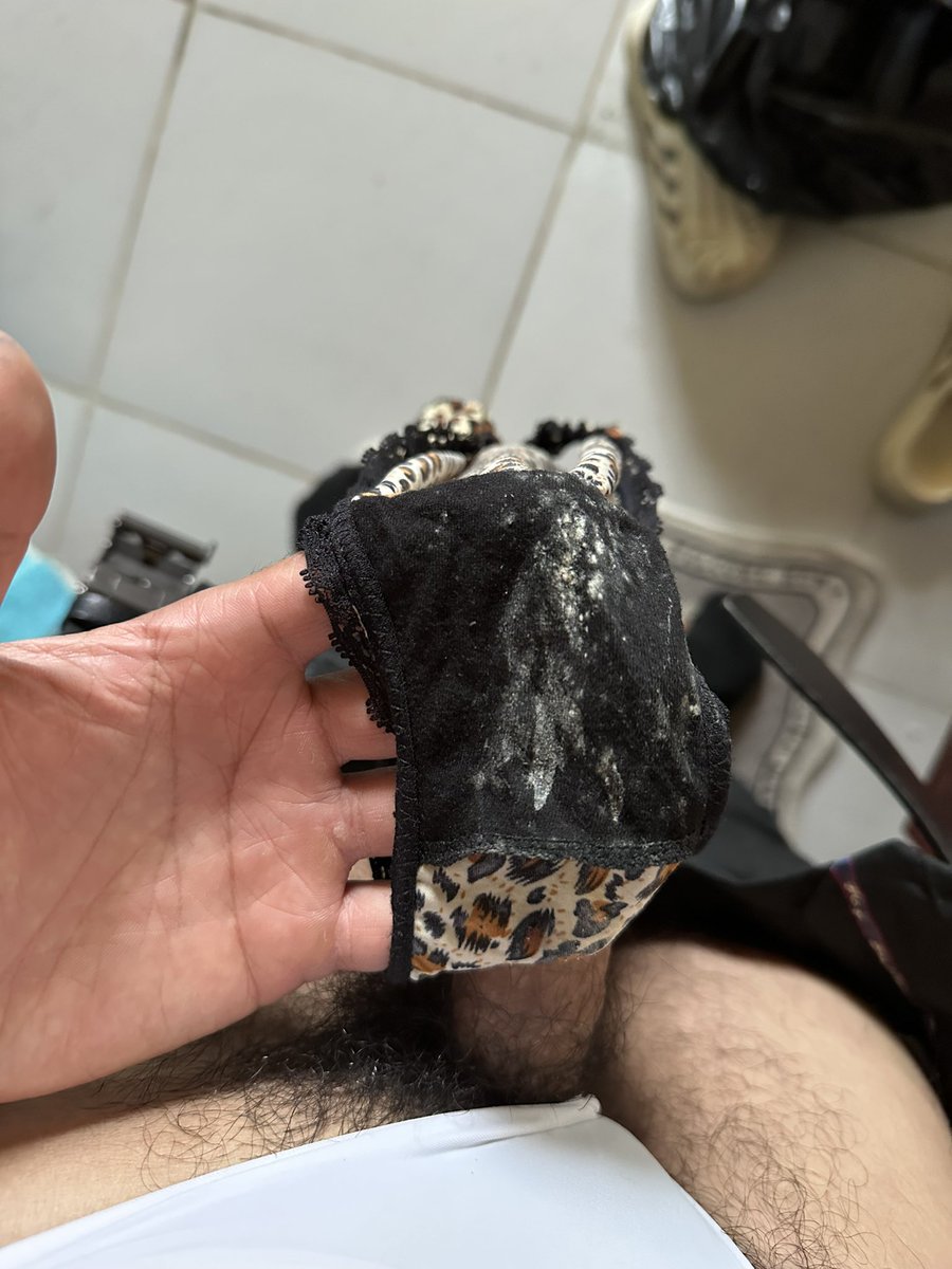 Love panties ចូលចិត្តស្លៀកលីអូស្រី❤️💦💦👙 tweet media