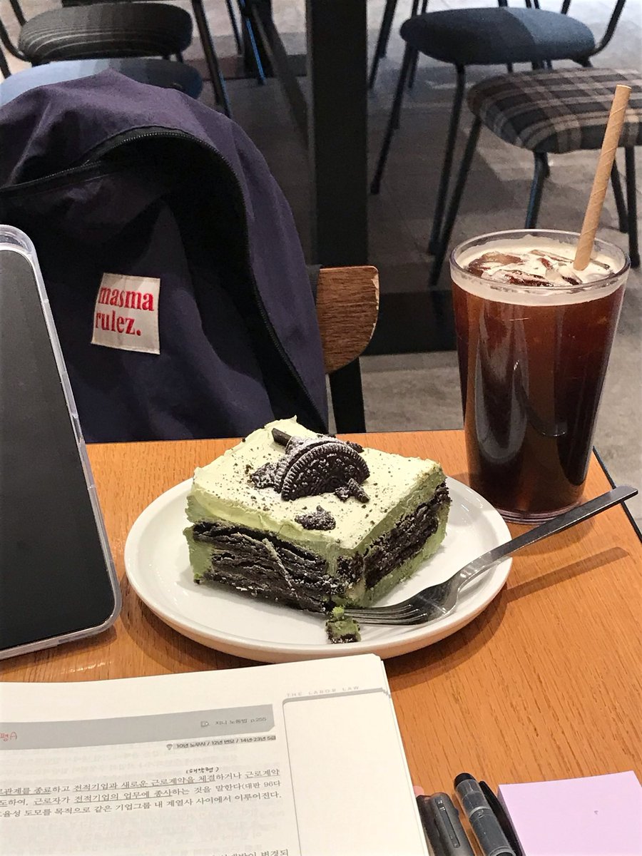 기간의 차이는 있을 수 있지만
진득하게 앉아서 버티면 반드시 붙는다 ˚:⟡