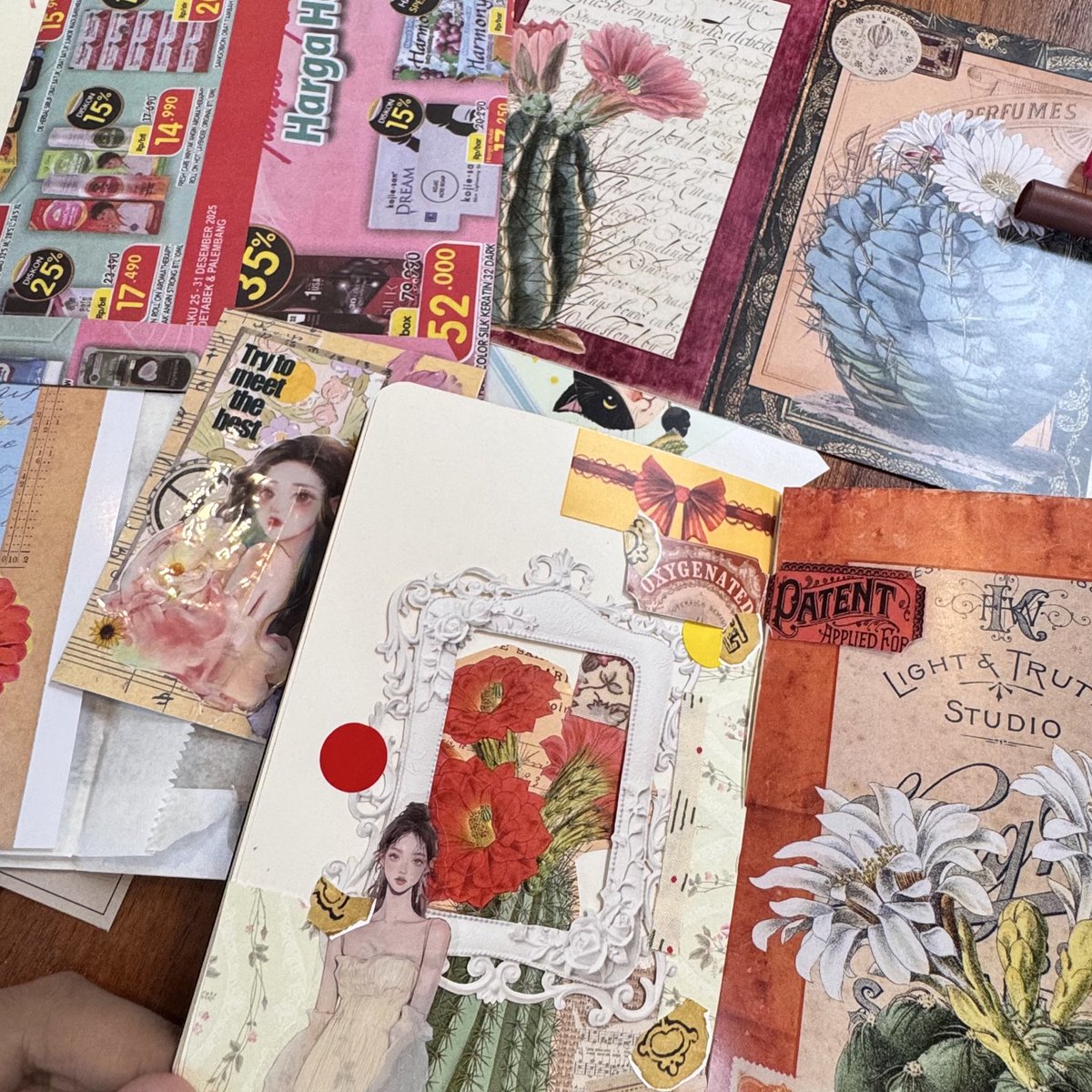 silhouitte's tweet image. Journaling is a must, bisa ngilangin stres (for me)