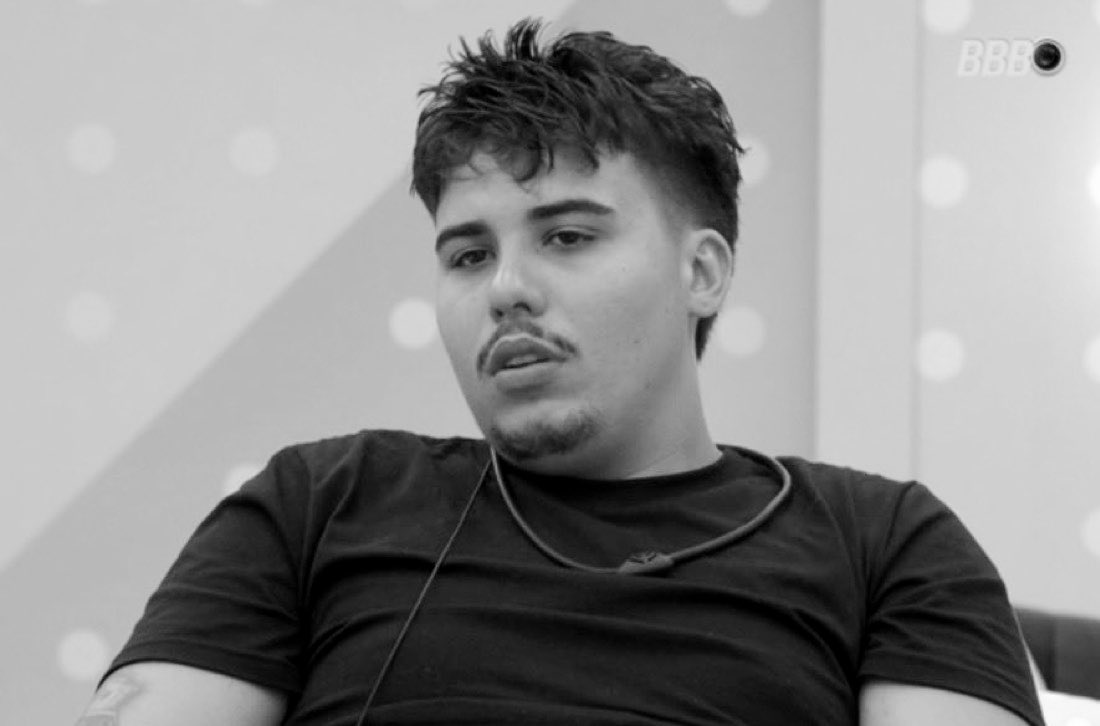 jejezaum's tweet image. 🚨O Pedro tem que ser PRESO EM FLAGRANTE. Ele cometeu um crime de importunação sexual, em tese. Falo em tese, pq só afirmaria após uma condenação penal final. 

E penso que a Globo deveria acionar a polícia para que seja preso. 

Não é assédio, pq o assédio sexual do código…