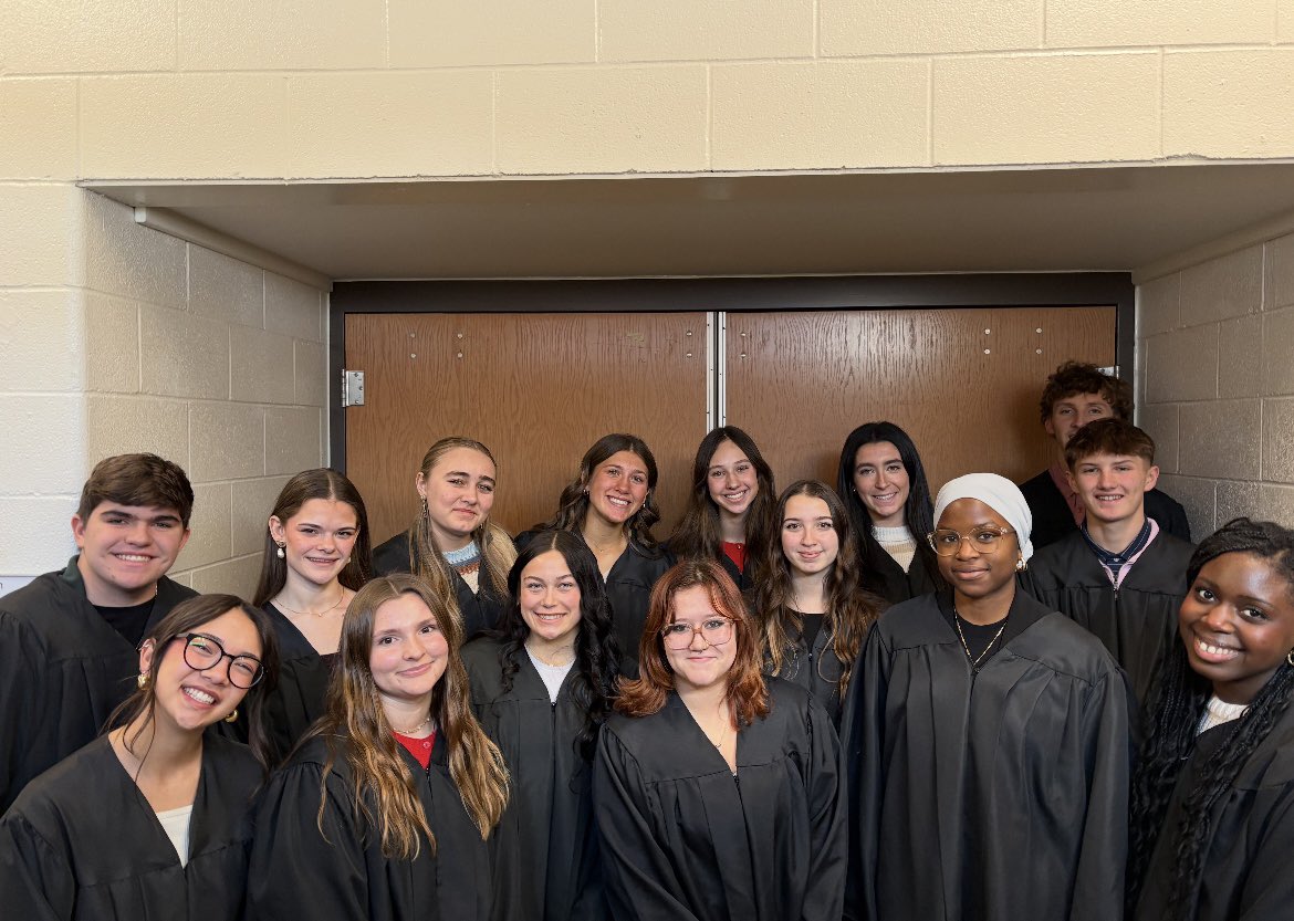 LSHS National Honor Society tweet media