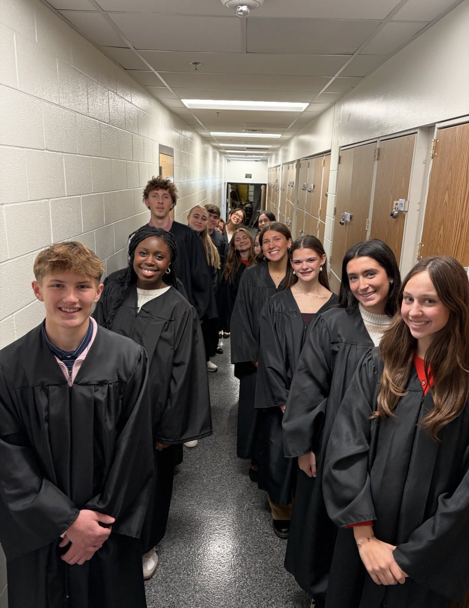 LSHS National Honor Society tweet media