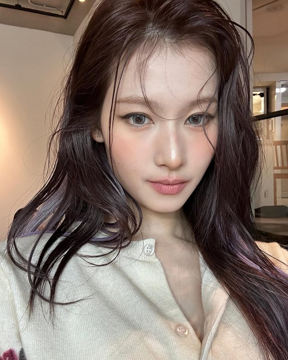 Minatwozaky's tweet image. Thankyou for being so so so pretty and kind