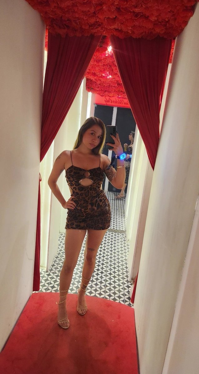 Todavía sigo buscando un perrito cachondo de 25 a 35 años 🔥