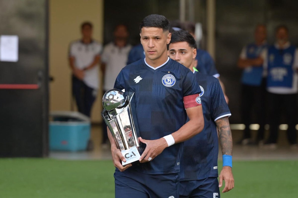 Goleador, ídolo y capitán del campeón #IndependienteRivadavia ⭐️