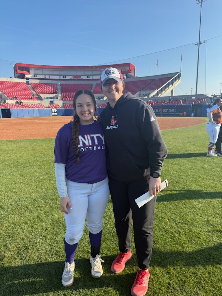 The Fresno State Camp was awesome! I'd like to thank these coaches for taking the time to speak to me one on one and answer all my questions. See you at the next camp! 
@charlottemorgan #kelceycarrasco <a href="/Darnellwestbro1/">Darnell Westbrook MBA</a> <a href="/FresnoStateSB/">Fresno State Softball</a>