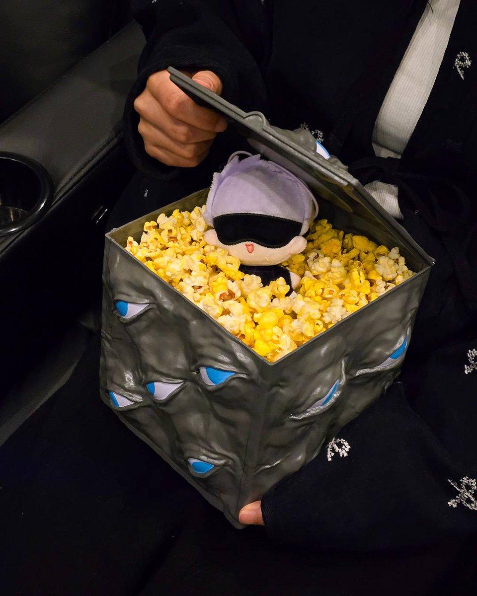 Mira nada más la palomera que le dieron a los coreanos en la película de Jujutsu Kaisen. 😭