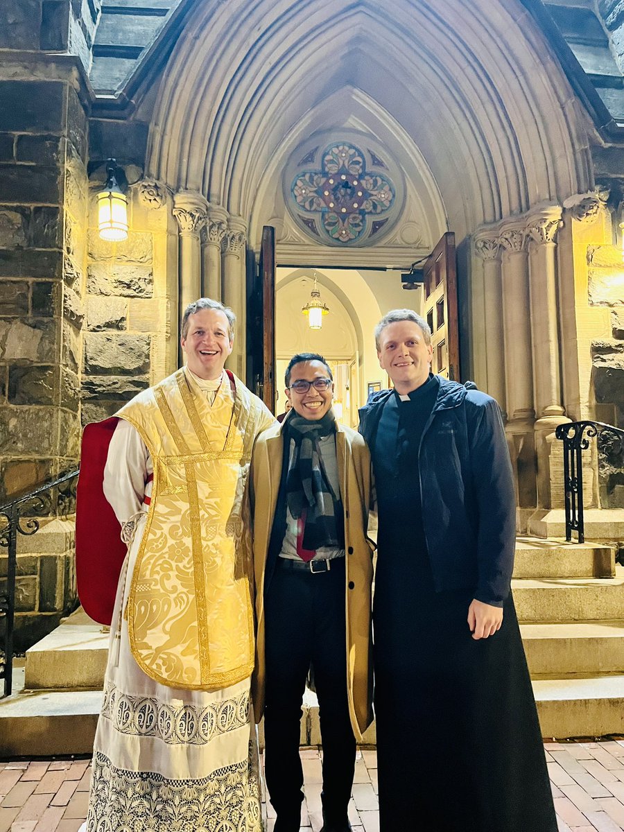 PatrickRealiza's tweet image. Never ending parish visits in the Archdiocese of Washington! With only 6 months left as Chancellor of our #KnightsofColumbus Potomac Council gotta make sure to strengthen each one of our respective parishes as much as possible. Grateful again to Father Mark Ivany and Father Alex…