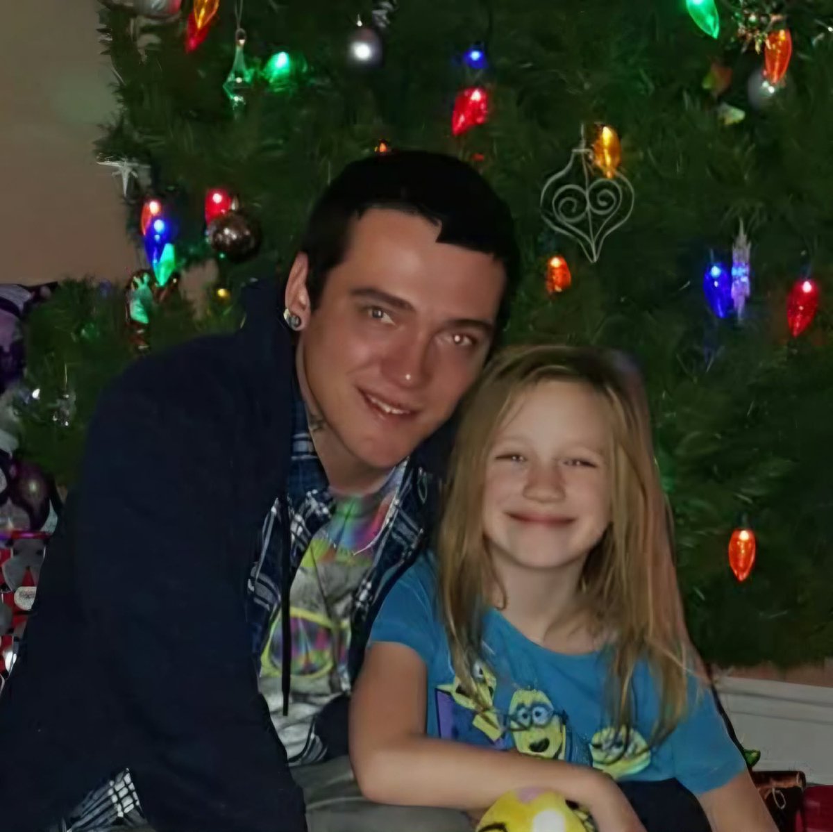 wibw's tweet image. MISSING DAD: Nearly a decade has passed since a man vanished from northeast Kansas. Zachary Anderson is from Wichita, but in mid-January 2017, he was on a trip with friends to go gambling at a casino just north of Topeka.

DETAILS&amp;gt;&amp;gt;&amp;gt;wibw.com/2026/01/14/wic…