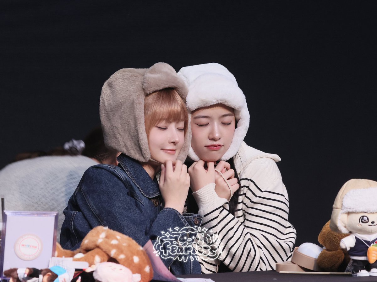 260118

#IVE #아이브
#레이 #レイ #REI 
#유진 #YUJIN