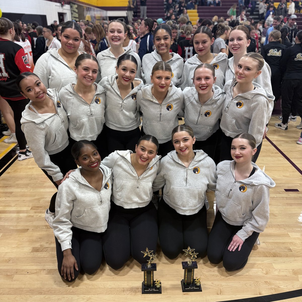 OTHSGoldenGirls's tweet photo. We wrapped up the longest week of our season with some well earned hardware at the Clinton IDTA regional! Thank you for hosting a great contest @clintonmsquad! Looking forward to returning next year! 🤩

🥇 3A Open Pom 
🥈 3A Jazz
🥇 3A IHSA https://t.co/OpKiAcKMRp