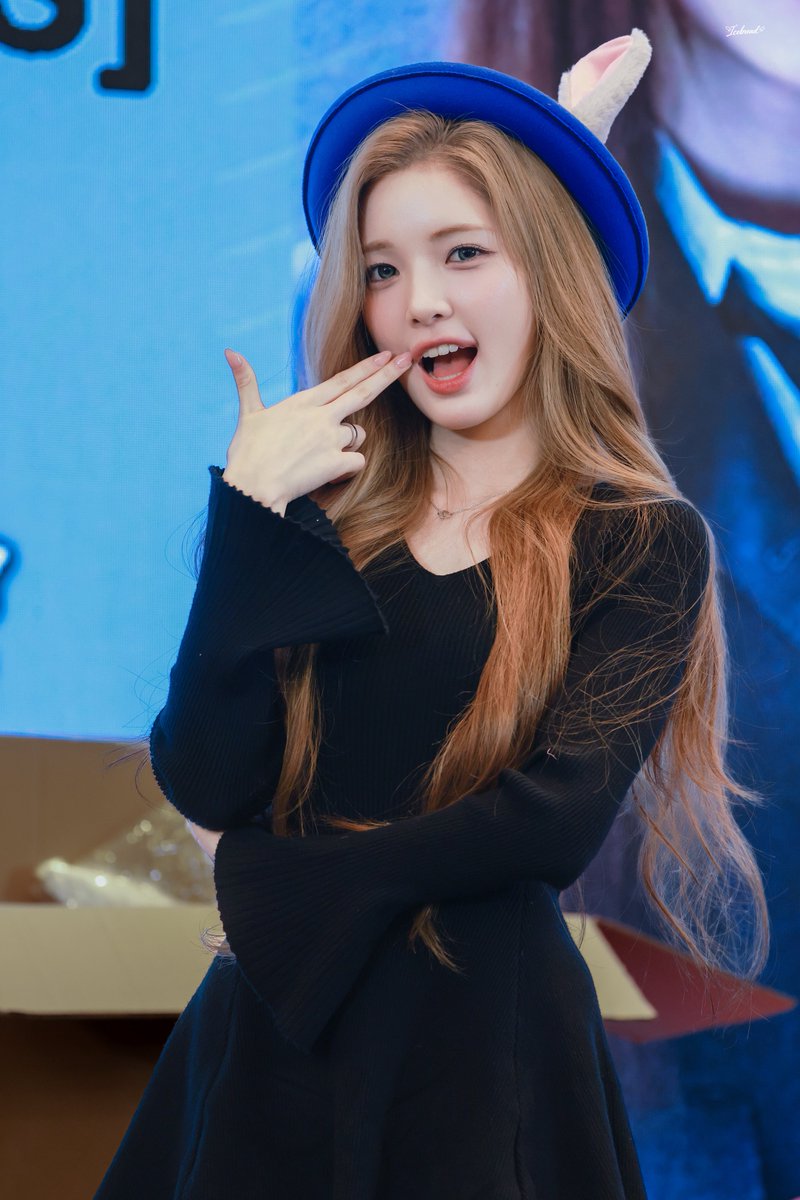 Icebread0412's tweet image. 260117 SHANGHAI

#Hearts2Hearts  #YUHA
#하츠투하츠 #유하