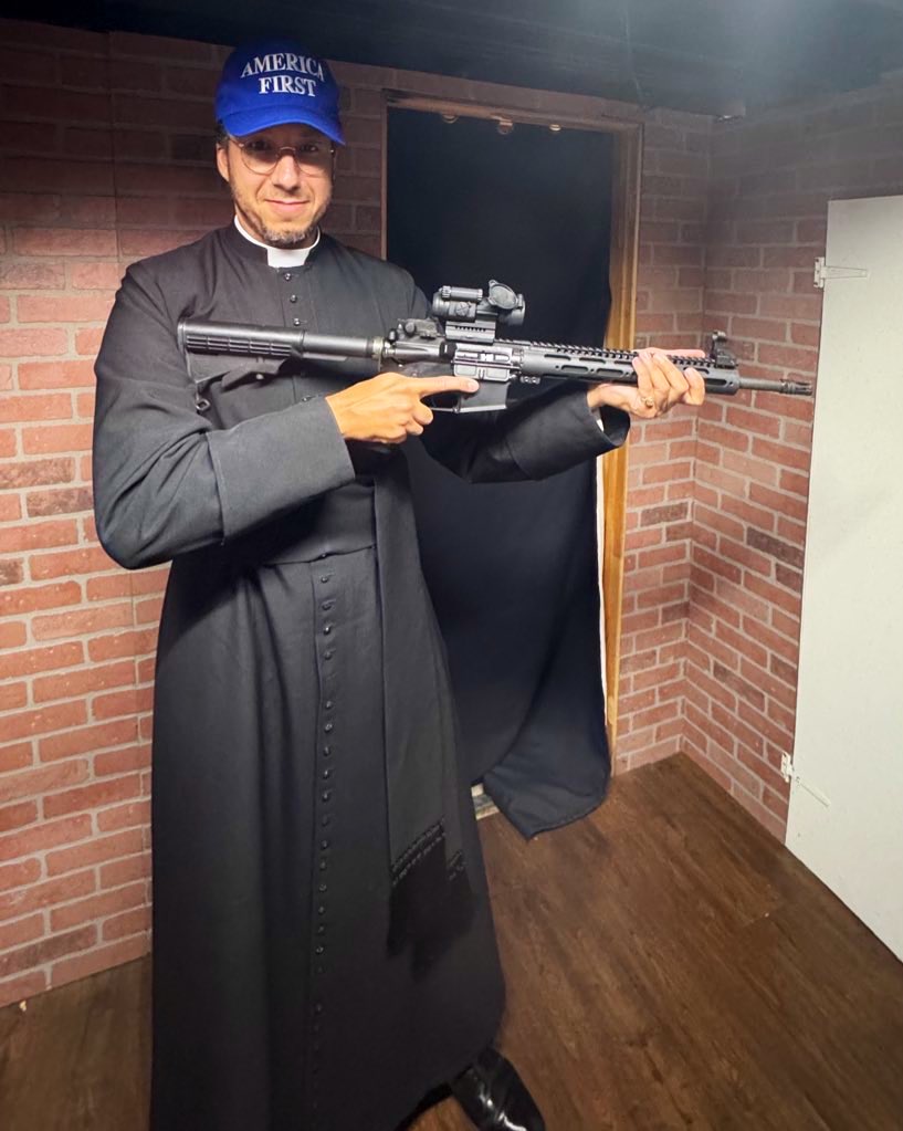 Fr Calvin Robinson ©️®️ tweet media