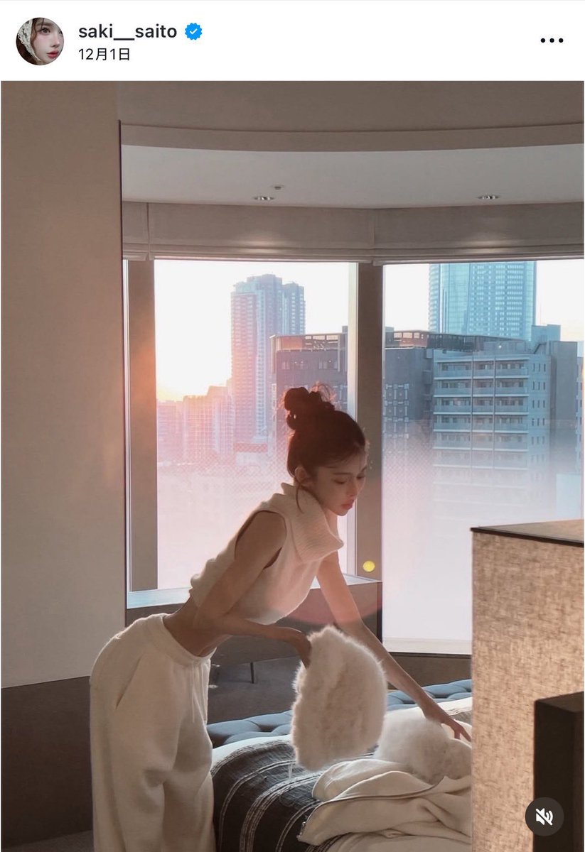 KowshikKV2's tweet photo. お腹の薄さすごっ！！！！！！

同じ人間とは思えないくらいスタイル良い齊藤サキちゃんの体型管理法が有益すぎて泣いた🥲🥲 https://t.co/MZFpyZSPSO