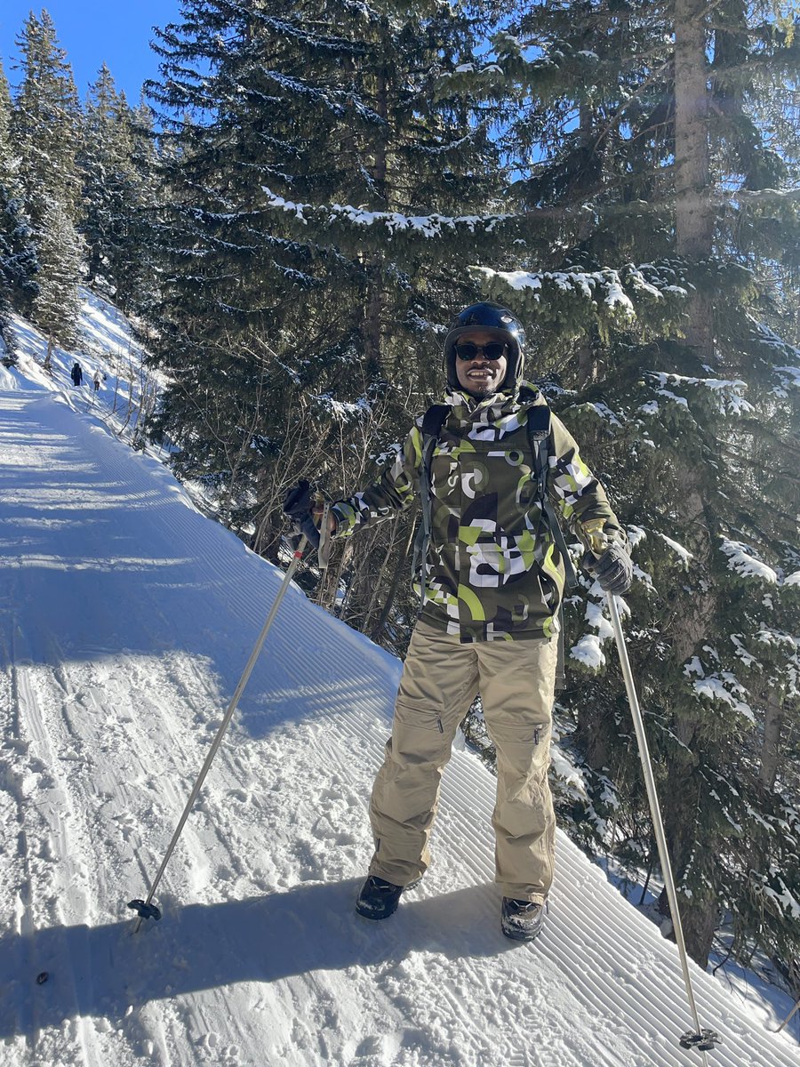 geraldseny's tweet image. Every tree planted is a silent prayer for the future… ❄️🌳☃️🌏

- Paul Dalb