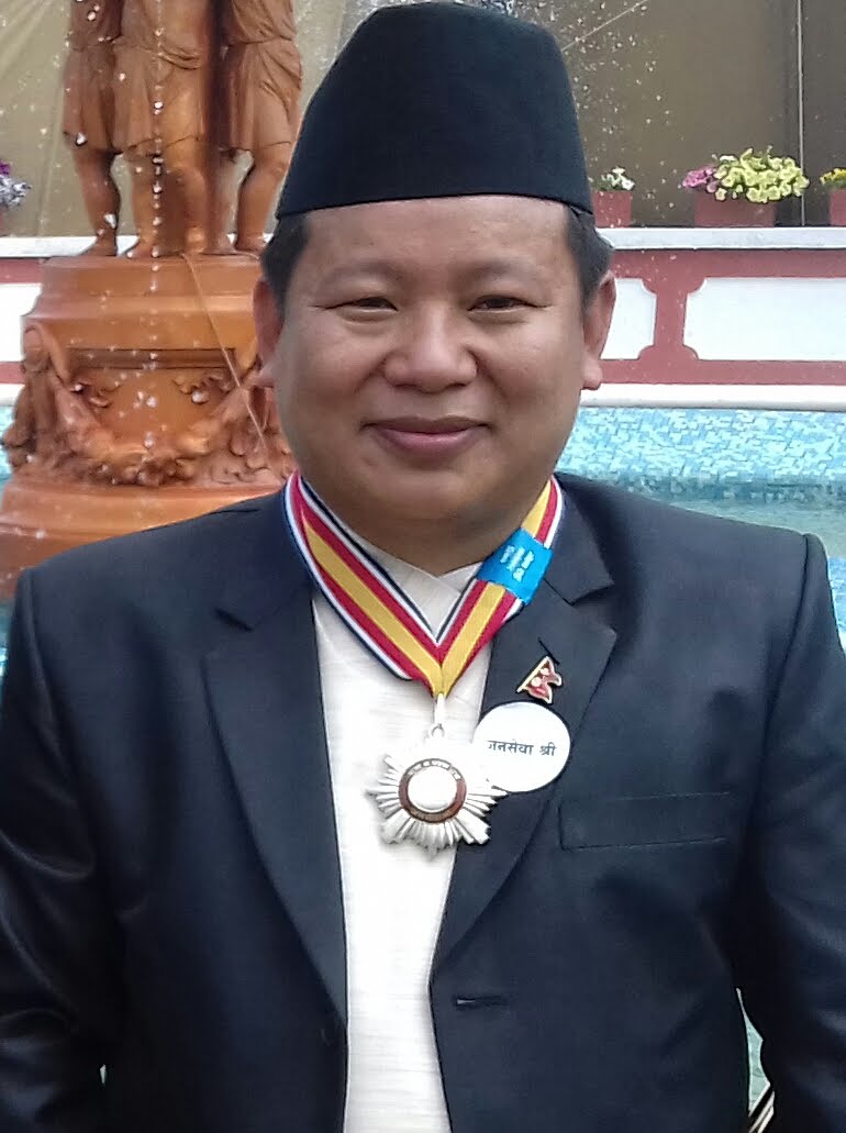 तामाङ समुदायको महान चाड सोनाम ल्होछार को पावन अवसरमा स्वदेश तथा बिदेशमा रहनु भएका गुरुजन मान्यजन आमा बुवा दाजु भाइ तथा दिदी बहिनीहरु आफन्त इस्टमित्र तथा प्रीय साथीहरूमा हार्दिक मंगलमय शुभकामना ब्यत्त गर्दछु।