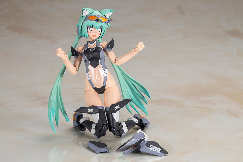 kotobukiya_p's tweet image. 【明日1月20日午前11時ご予約受付開始！】「スティレット Swimsuit Low Visibility Ver.」がロービジカラーVer.で商品化！
お腹については新規カラーリングとなっています。
新規表情の塗装済み顔パーツ、「おしとやか笑顔」「叫び笑顔」「びっくり顔」の３種が付属します。
#コトブキヤ #FAガール
