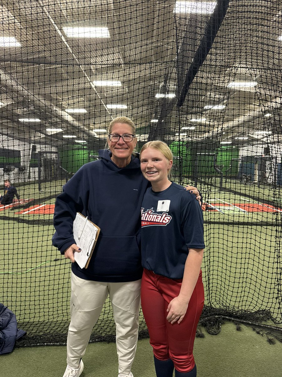 Lois Layer tweet media