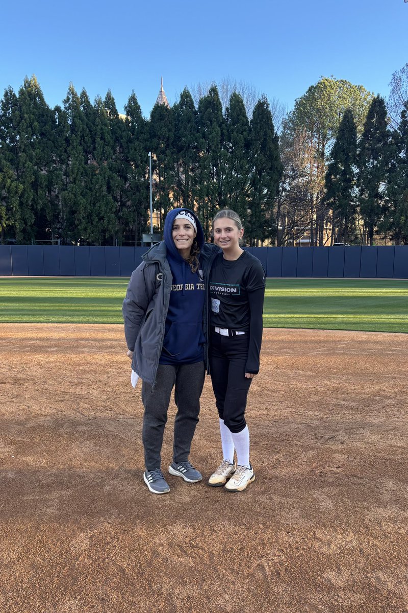 CKaramis2028's tweet photo. Thank you @GaTechSoftball for an awesome experience today. Thank you to    @Coach_A_Mo, @Meg_Hill22, @dixson_erin, and @DevBoland for all the amazing feedback. Can’t wait to be back soon! Go Jackets 🐝!!!
@D1V16uplatinum @d1vision_sb 
@_etowahsoftball https://t.co/1GZ8PYgrIi