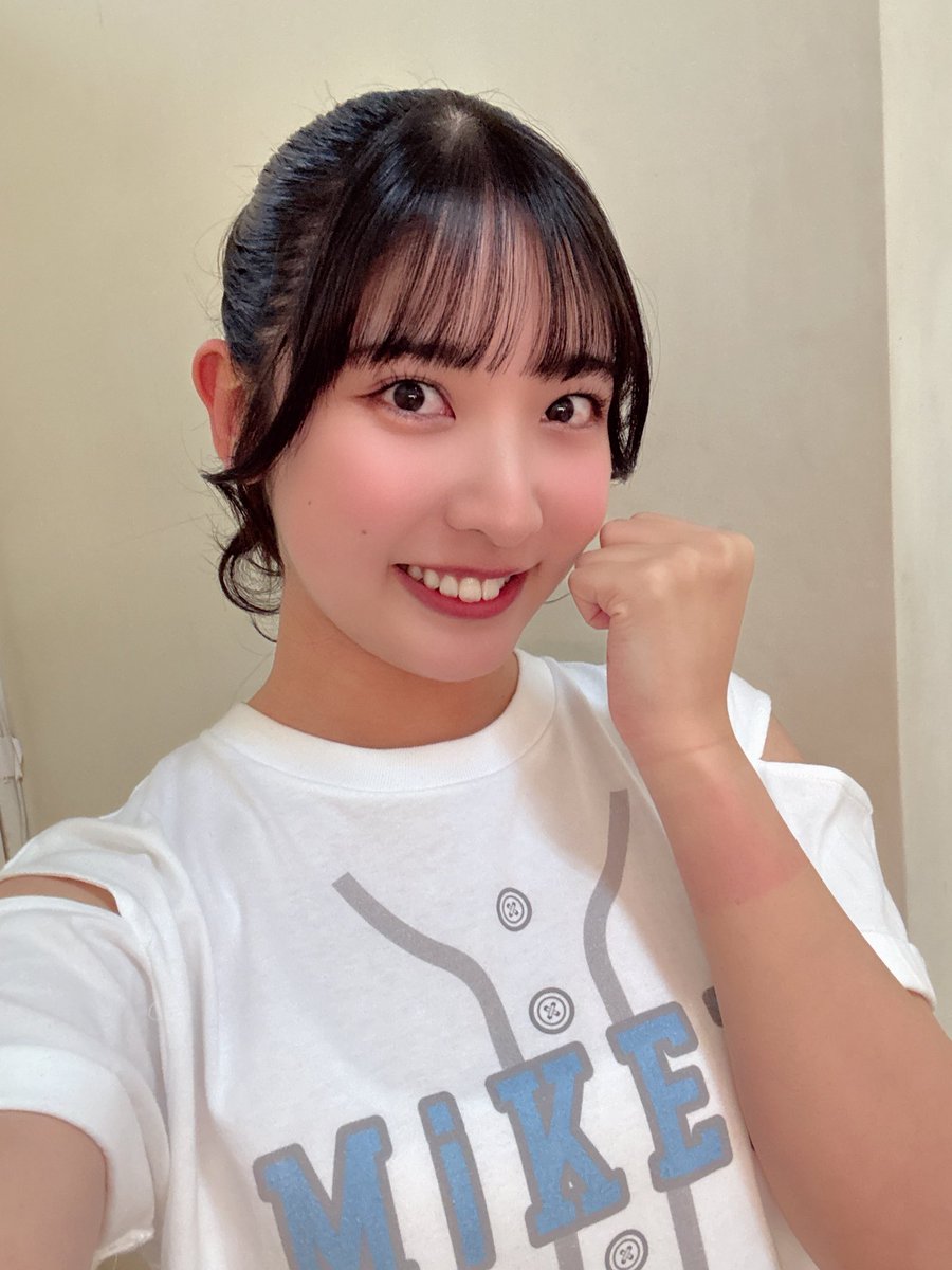 おはようございます☀️ 今週はオンラインチェキサイン会がありますね