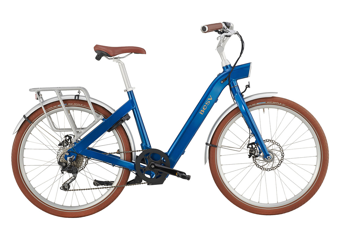 kaden_watch's tweet photo. BESVのシティとロードバイクe-bike新色　Votaniミニベロがお得なアウトレット価格 https://t.co/RUpNUialbA #ebike #JR1 #CF1 https://t.co/Gbqn3xE53b