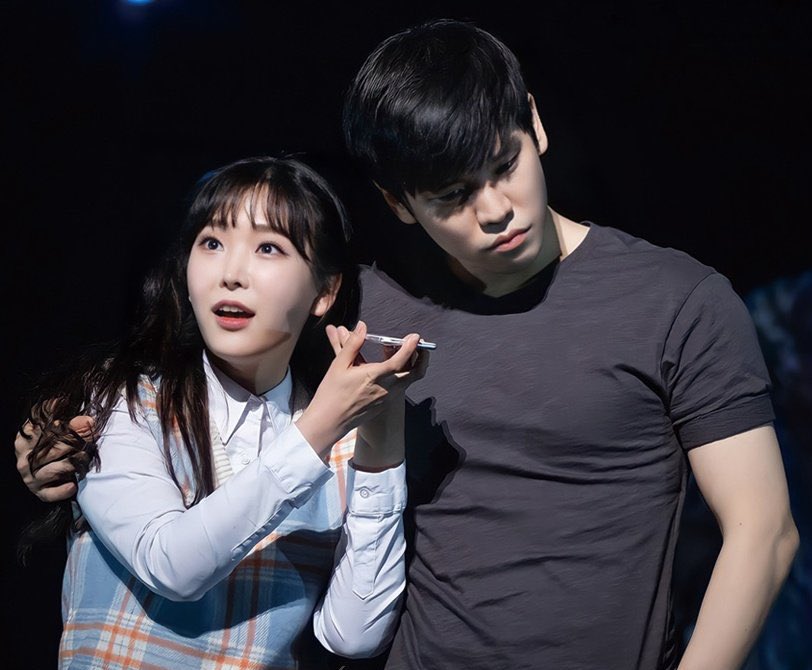 ( )샤곤철 다 왔는데 ( )만 없더라….