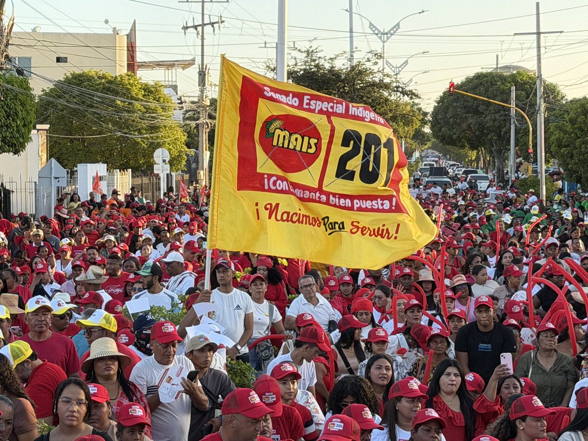 La Guajira demostro todo el respaldo a <a href="/marthaperaltae/">Martha Peralta Epieyú</a> con más de 5.000 personas; Como Edil de Bogotá en Rafael Uribe Uribe <a href="/andres3upn/">Andrés Jaramillo</a>, apoyare en toda mi capacidad en toda Bogotá. 

#BogotaConMartha 
#MAIS201