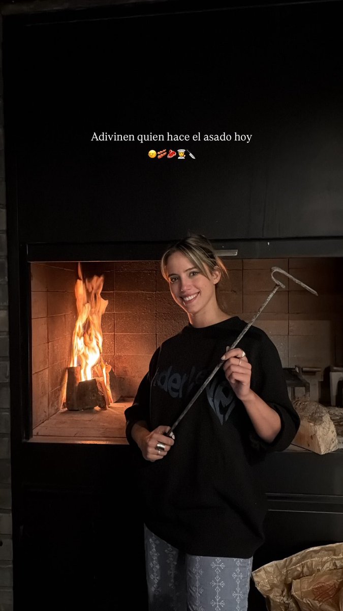 DenisseUpdates's tweet image. Denisse via Instagram stories (denisse_belen_gonzalez) 🥩👩‍🍳❤️