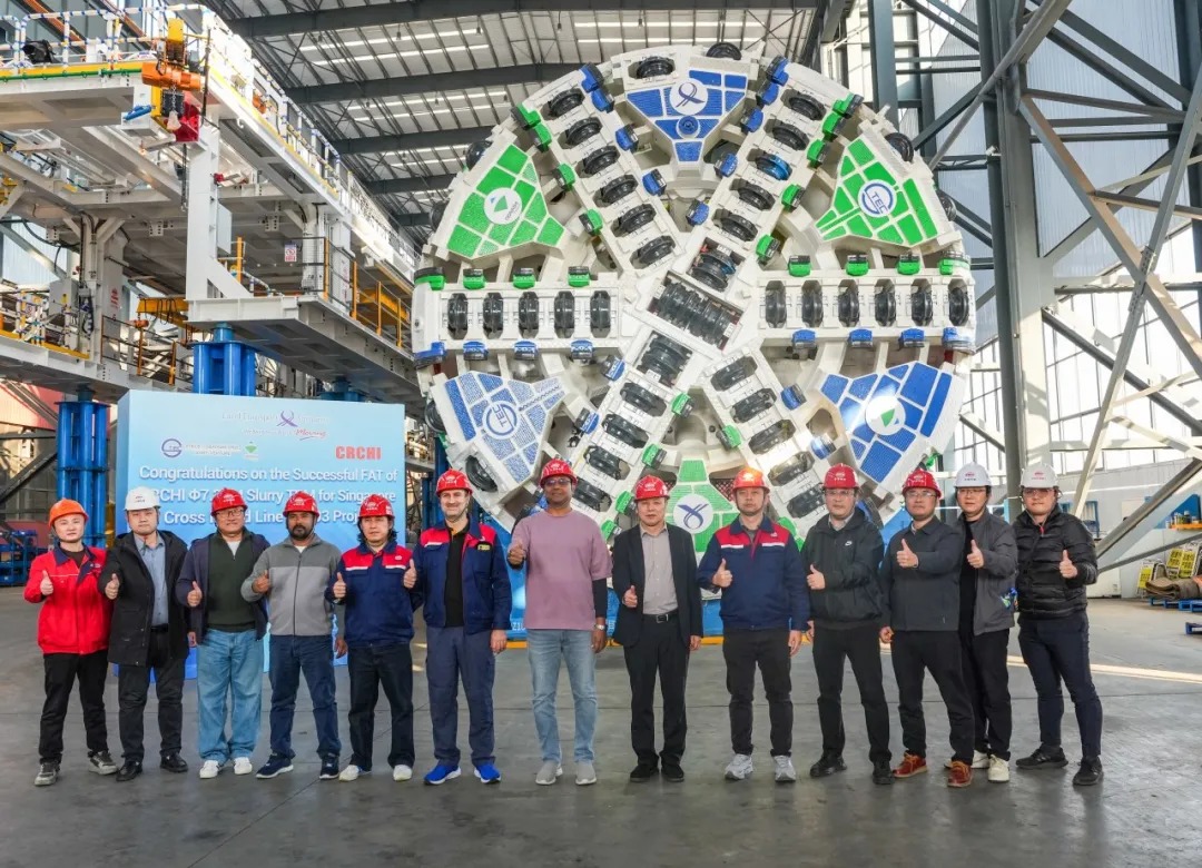 CRCCNews's tweet photo. #CRCCTech A custom-built 7 m slurry balance TBM by #CRCC has rolled off the line in Changsha, heading for #Singapore’s Cross Island Line Phase 2.
Built for ultra-hard ground and sensitive underpasses, it delivers safer, more efficient tunnelling with minimal environmental impact. https://t.co/XMIF3mdLPU