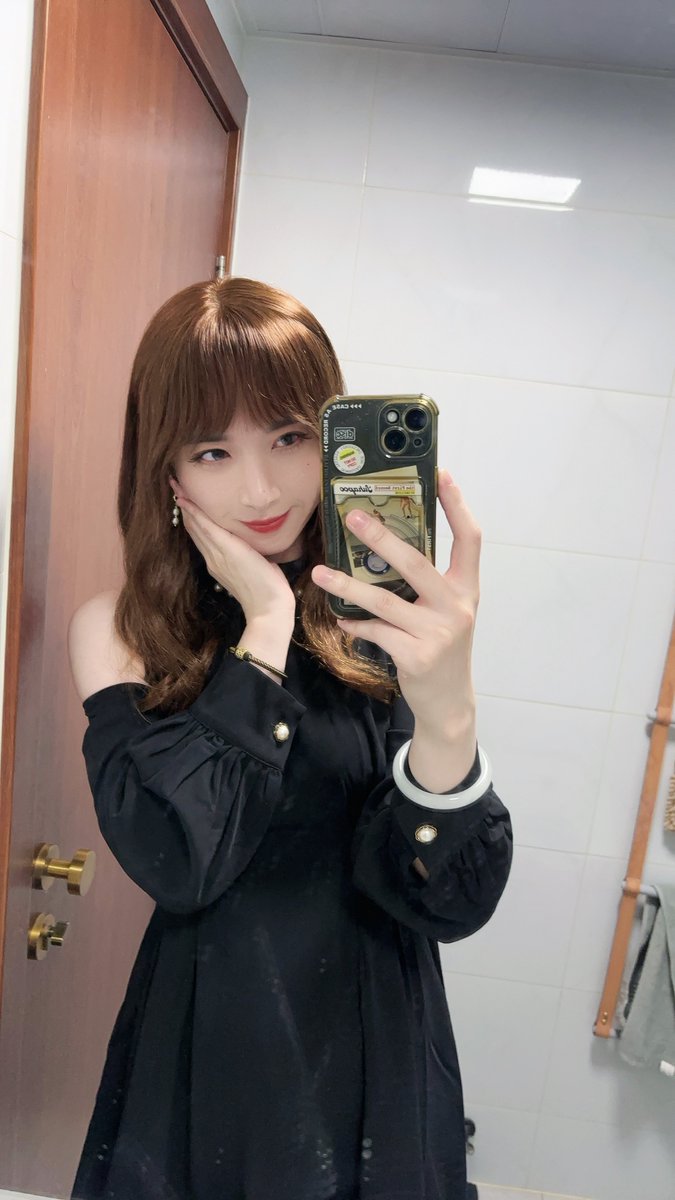 Shay_paiguJ's tweet photo. #男娘 #cdts #女装 #黑丝 💄坏女人得到一切 https://t.co/uX9u0739hy