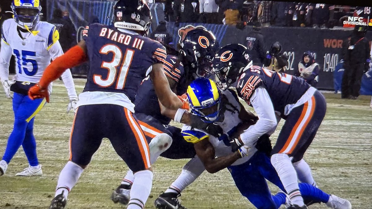 RisBrian's tweet image. No difference at all! 👀