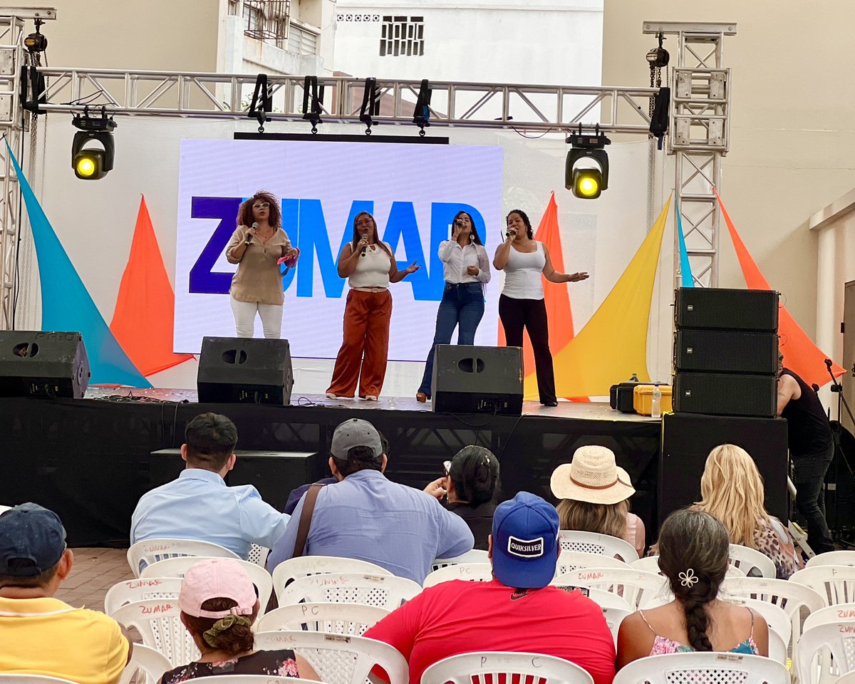 ZumarGye's tweet photo. 4️⃣ Las Flores, estudiantes del CAC ZUMAR, brillaron en Ritmos que Construye Paz. 🎶✨
#AsiSeHaceGuayaquil #CiudadDeTodos https://t.co/4BL90KOK9c